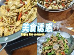 -湖南人家湘菜馆(镇江路店)