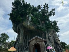 -蓝精灵乐园·世茂精灵之城主题乐园