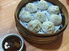 -莱莱小笼·乔艾