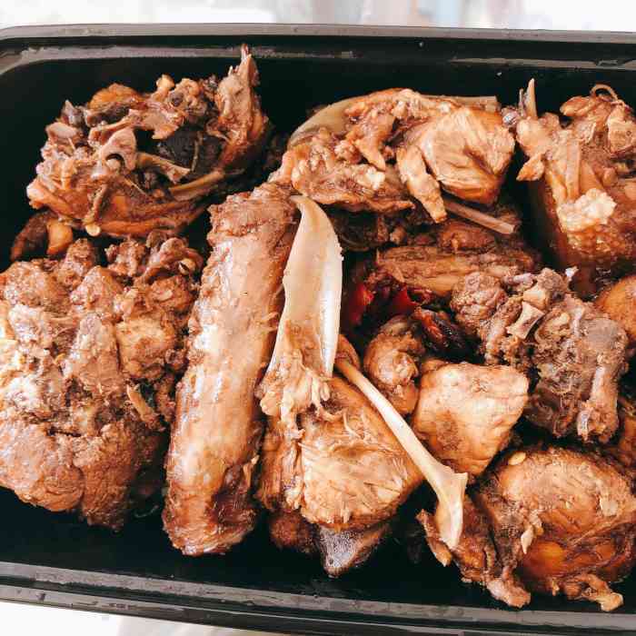 老西镇香辣鸡架(青海路店)-"味道很好,很实惠,足够一个成年男性的餐量