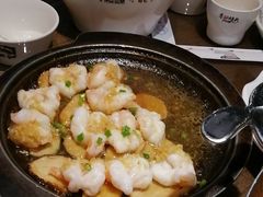 -东口码头·烧鸽子·鱼头泡饼·地方菜(金鹰悦城店)