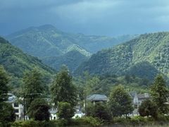 -雅鲁激流探险漂流