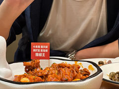 辣得跳-莲餐厅·湖北菜·藕汤是头牌(愚园路店)
