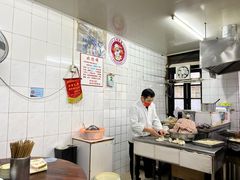 -黄阿姨锅贴大王(万航渡路店)