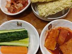 -喇喇排骨火锅·传统韩式脊骨汤(望京西园总店)