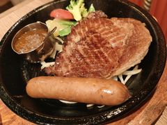 -玛格萝妮比萨屋(四平店)