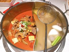 牛杂鸳鸯锅-左庭右院鲜牛肉火锅(环球港店)