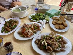 -源海渔村·现捞海鲜(大角湾店)