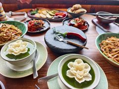 -包整·丝娃娃(一览甲秀楼风景店)