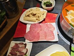 -四季喧黔味豆米火锅(万达广场店)