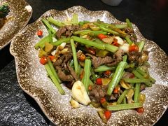 小炒黄牛肉-湘与香缘·湖南菜(王府井北京市百货大楼店)