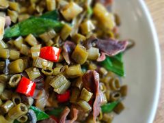 酸豇豆炒鸭胗-杭百味·大众精选杭帮菜(西湖音乐喷泉店)