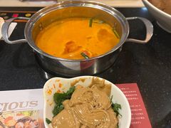 -呷哺呷哺(世贸.工三店)