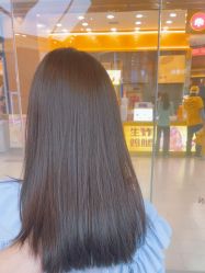 -川和潮人