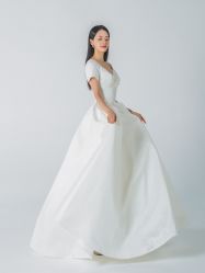 -LA GRACE高端婚纱礼服定制馆