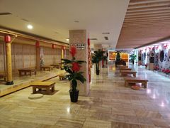 -碧中海汤泉汗蒸酒店