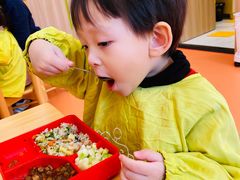 -小门牙好性格托育(北外滩中心)