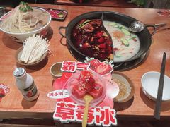 -周小明火锅(黑金冠社区店)