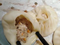 -馋三尺蟹粉小笼(人民广场店)