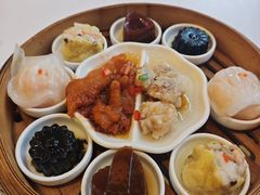 -万山楼海鲜酒家·二十三年老字号