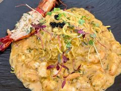 -Mark&Mars Restaurant