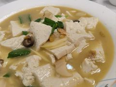 -台州湾小海鲜·范家厨房(人民路店)