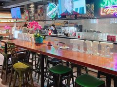 大堂-JINNS锦时 steak&pizza(浸信会礼拜堂旧址店)