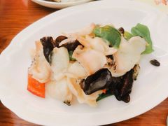 -胡子饮食店