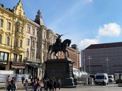 -耶拉契奇总督广场