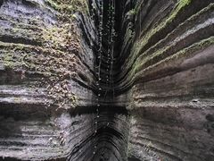 -梭布垭石林景区