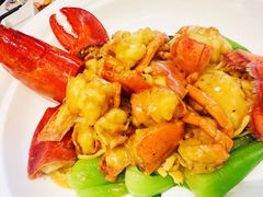 -万龙洲海鲜(大兴绿地缤纷城店)