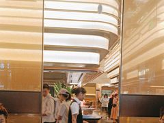 -钱小奴海鲜自助黑金店(杭州滨江龙湖店)
