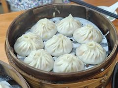 -莱莱小笼·乔艾