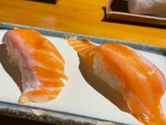 三文鱼腩手握寿司-渔寿司·日本料理(艾尚天地店)