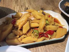 -叶派龙虾•招牌香辣蟹·海鲜(中海国际店)