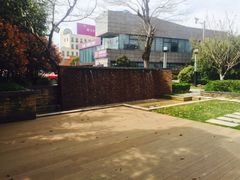 -南桥绿地铂骊酒店