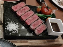 澳洲和牛西冷牛排（M6）-Golden Lily河内巴黎法越料理餐厅(建国西路店)