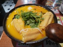 美人花胶鸡小锅米线-太子浓心招牌炸酱小锅米线(探十里店)