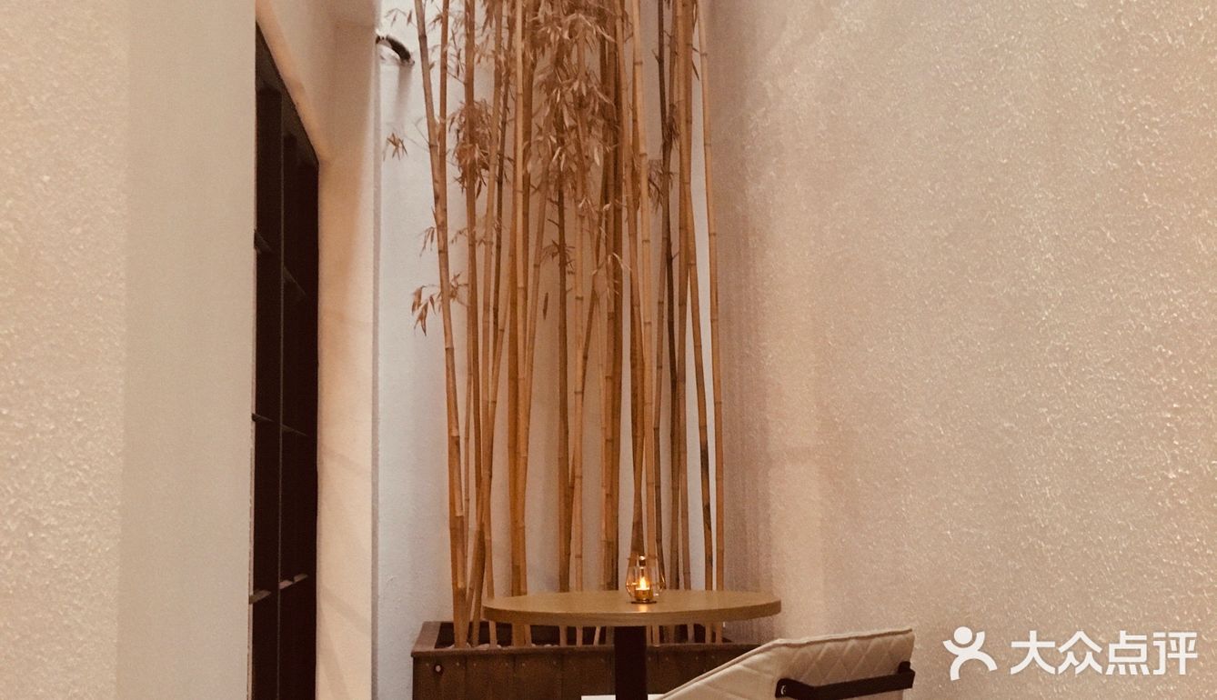 华尔道夫酒店后花园｜外滩精致美味