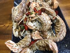 -老东镇啤酒屋海鲜加工·蒸汽海鲜·海鲜烧烤(台东店)