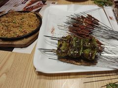 -三个大叔烤羊肉串·歌手驻唱·碳烤鲜肉(西三旗店)