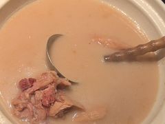 -沅江水·湖南家宴(南村万博长隆商圈店)