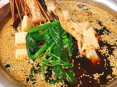 -嘉州叶婆婆钵钵鸡(建设路店)