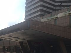 -广东大厦酒店(广州北京路步行街纪念堂地铁站店)