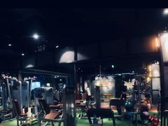 -VLines耀能运动24小时·月付制健身(京广桥店)