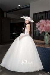 点击看大图 -艾拉·女王婚纱礼服馆