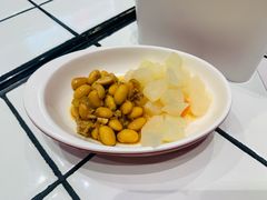 -肥汁米蘭香港米线(长宁来福士店)