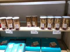 自助调料区-顶东面包花园·生日蛋糕(世博店)