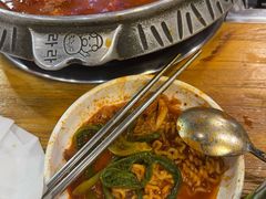 -喇喇排骨火锅·传统韩式脊骨汤(望京西园总店)