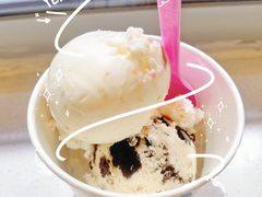草莓芝士蛋糕口味-芭斯罗缤31冰淇淋(BHG MALL上地店)